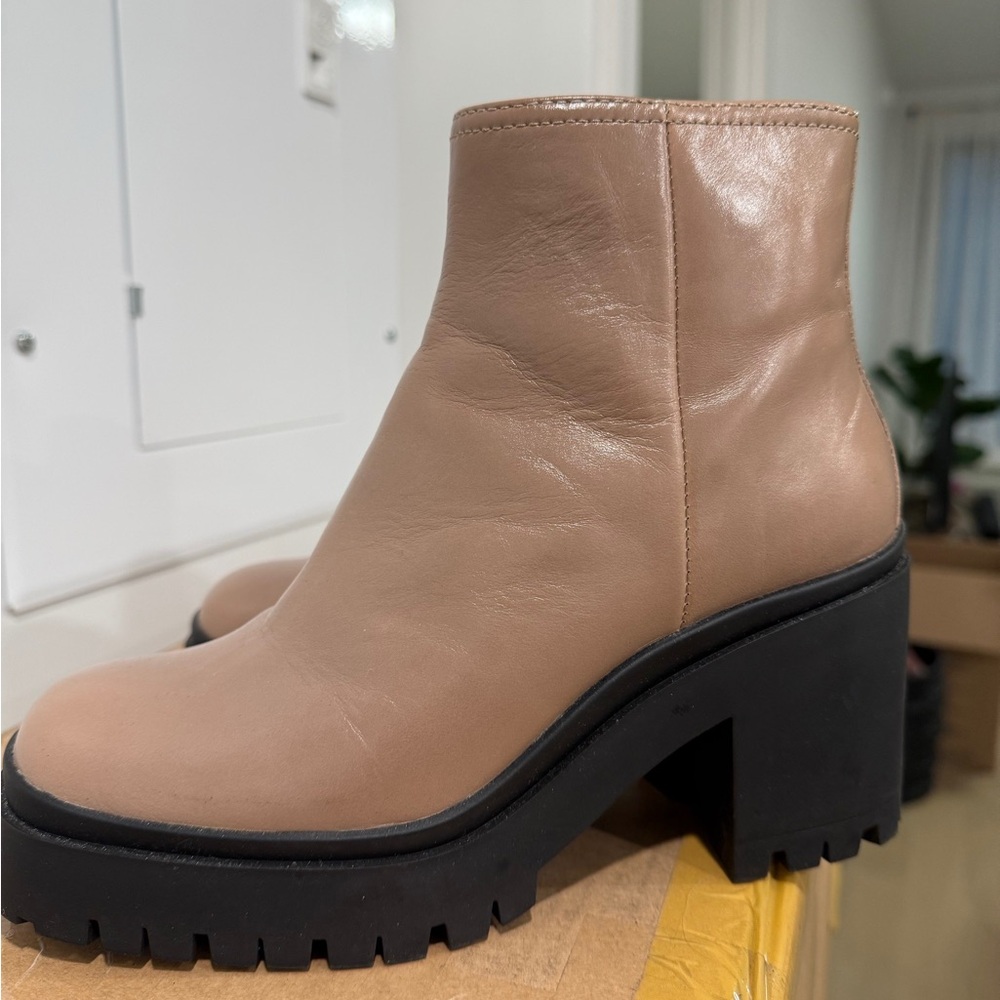 Jeffrey Campbell Tan Ankle Boots with Chunky Black Sole. Hardly worn